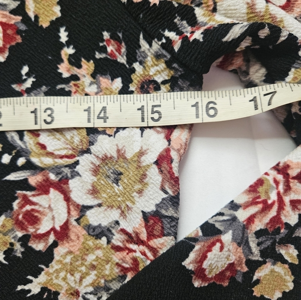 Love is Sweet Womens Black And Floral Lightweight Bomber Jacket Size Small - Picture 5 of 8